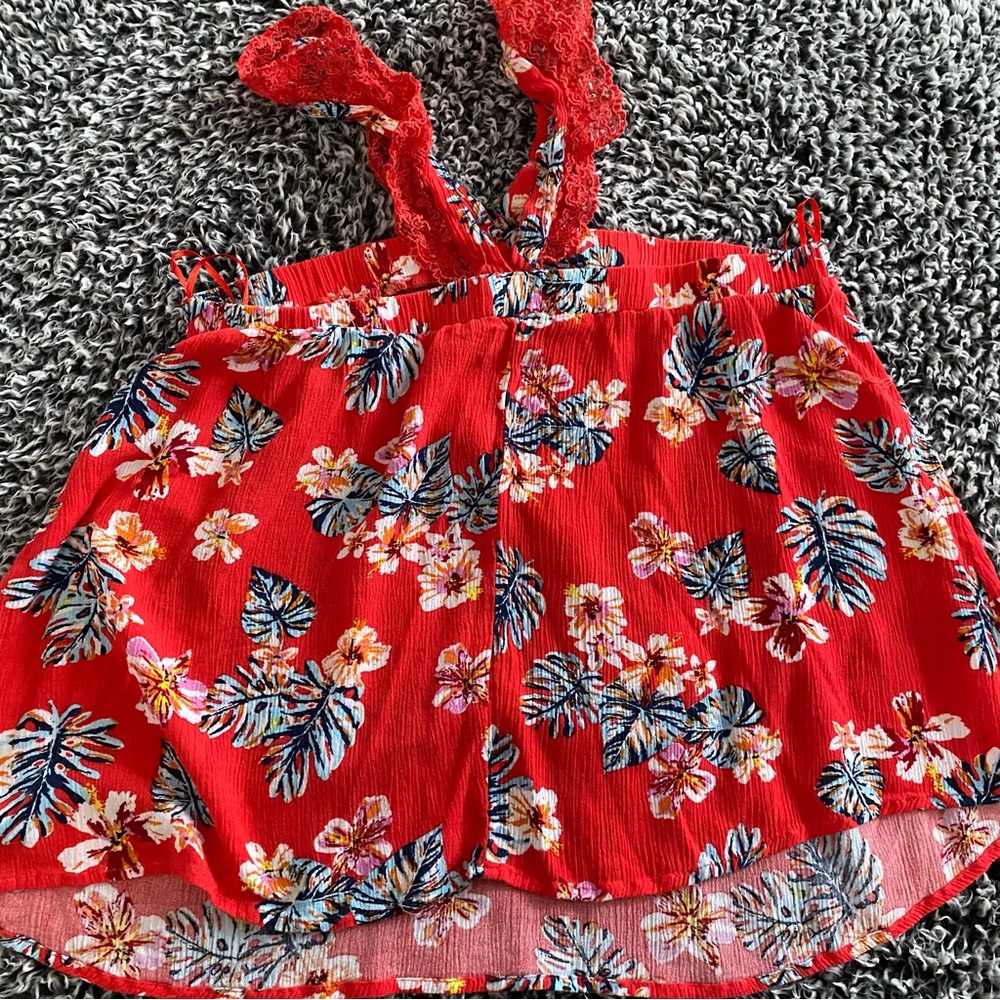 Red Sophie Rue Top - Picture 2 of 4